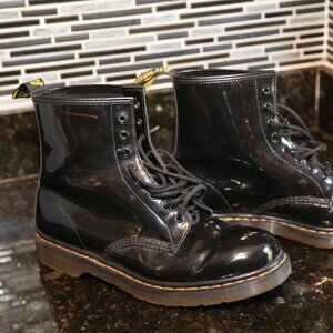 Doc Martens Air Wair AW004 Jaden Patent Leather Platform Boots Mens 12 Woman's14